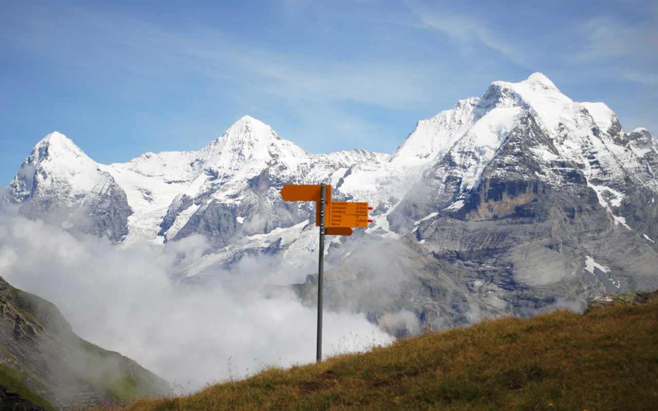 Wandern Schweiz, Bergwandern Lauterbrunnental Jungfrau Region