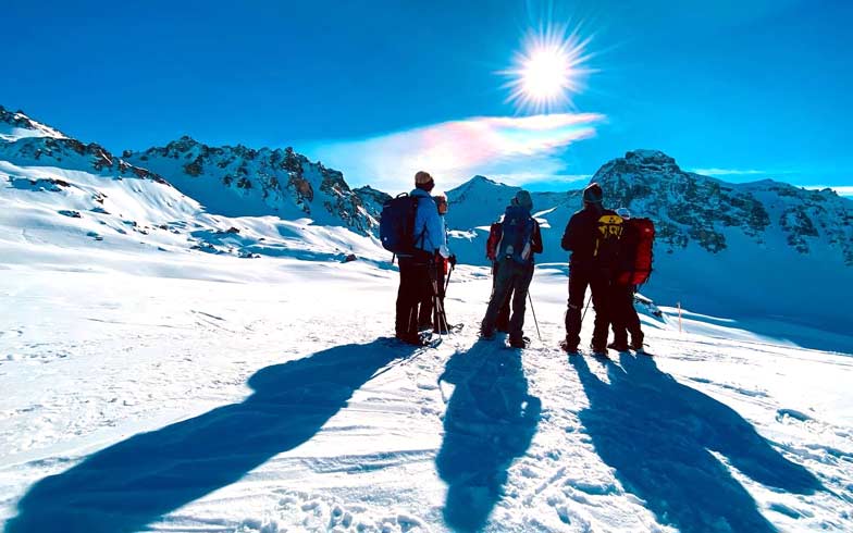 Schneeschuhtour Aletsch Wallis, Rundtour mit Blick auf den Aletschgletscher